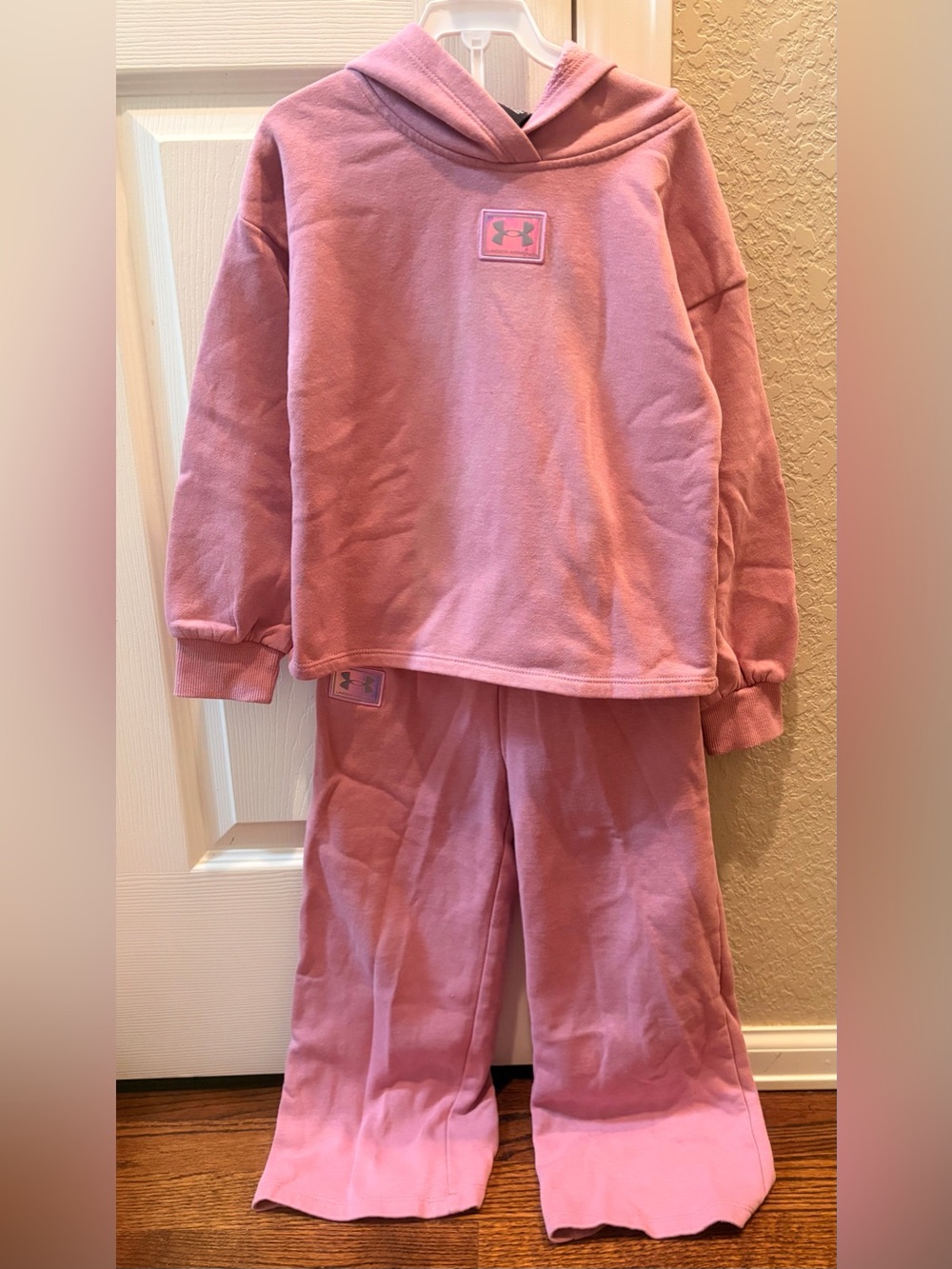 Under Armour Girls Pink sweat set